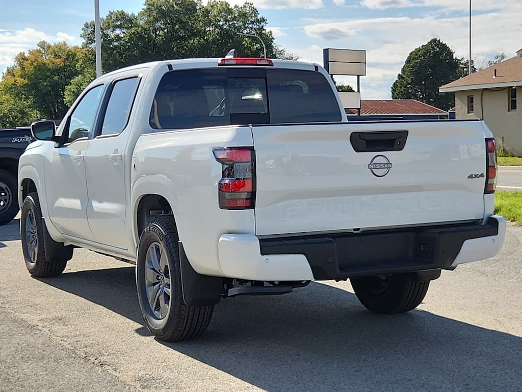 New 2026 Nissan Frontier SV Crew Cab 4x4 Crew Cab 4x4