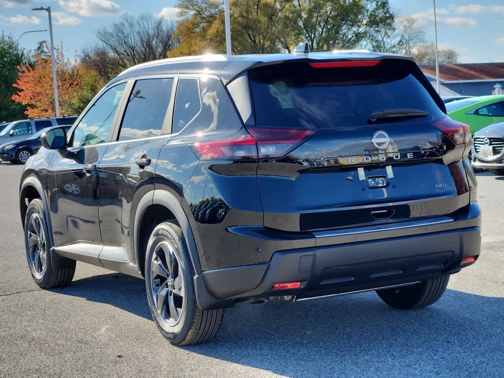 2026 Nissan Rogue SV photo 4