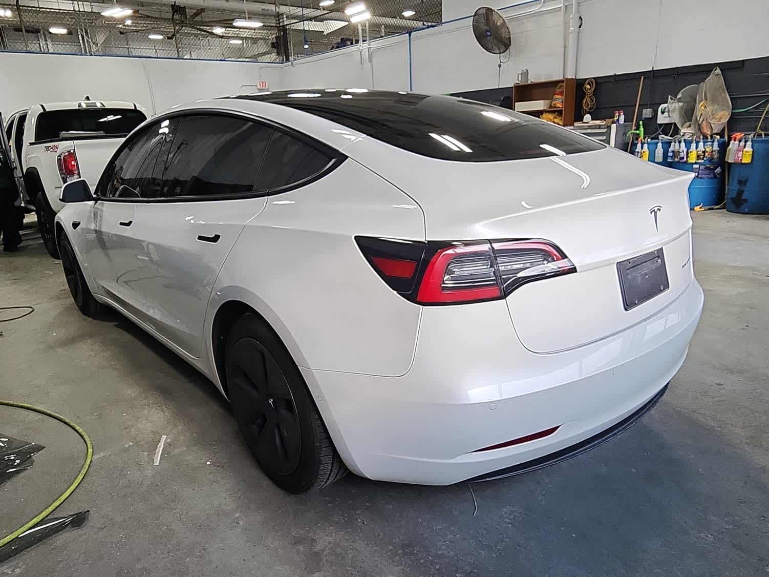 2021 Tesla Model 3 Long Range photo 4