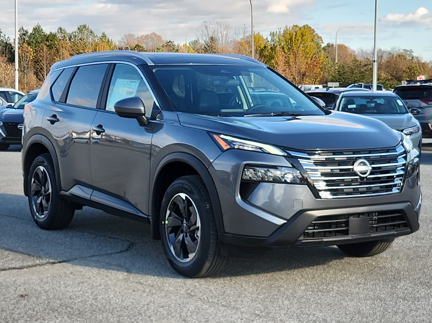 2026 Nissan Rogue SV photo 2