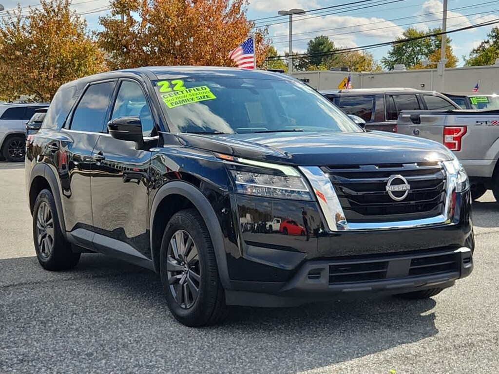Used 2022 Nissan Pathfinder S SUV