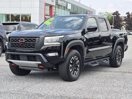 2023 Nissan Frontier PRO-4X Crew Cab 4x4 Auto Truck Crew Cab