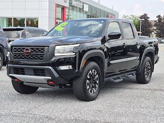 2023 Nissan Frontier PRO-4X Crew Cab 4x4 Auto Truck Crew Cab