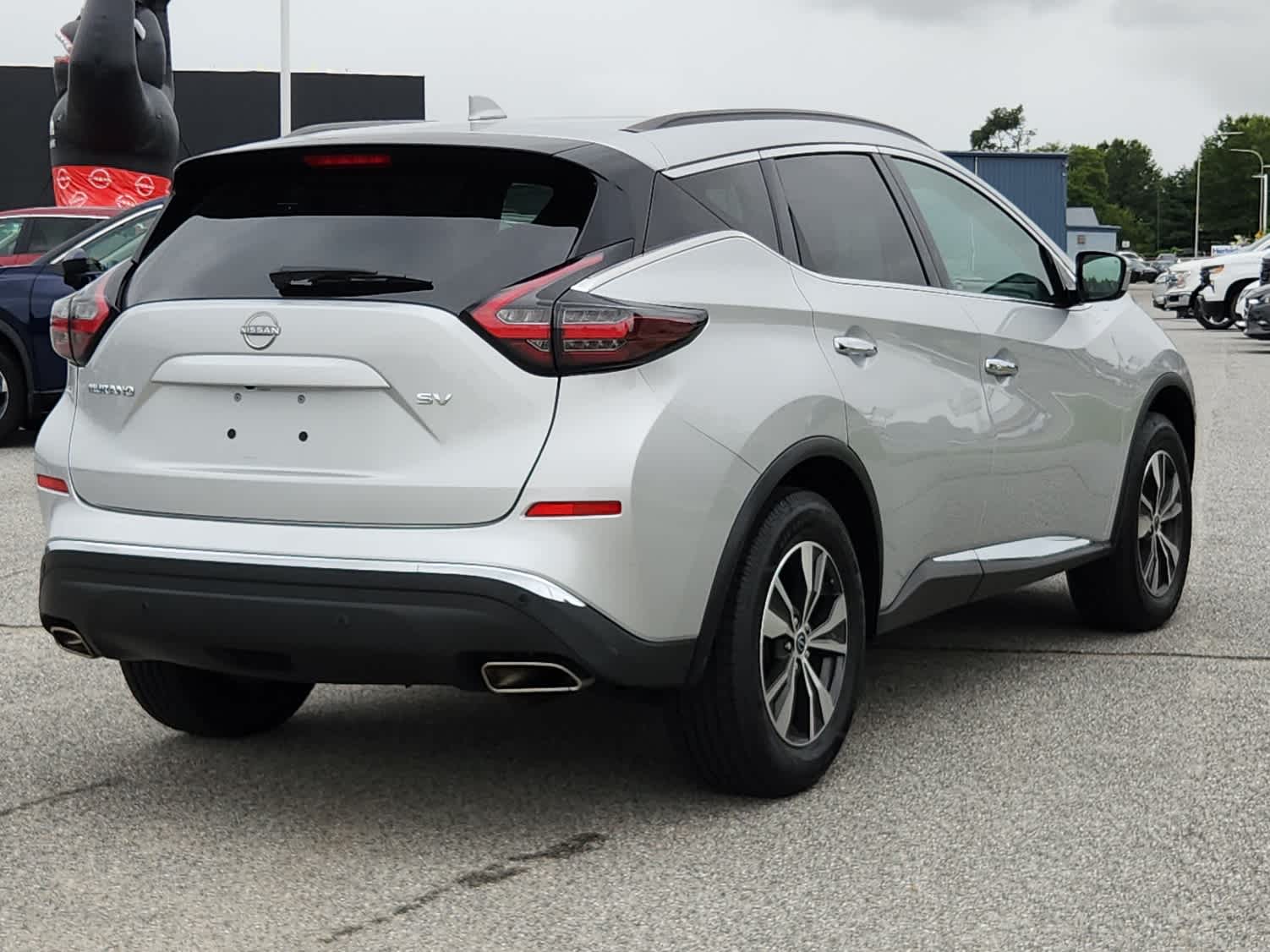 2023 Nissan Murano SV photo 3