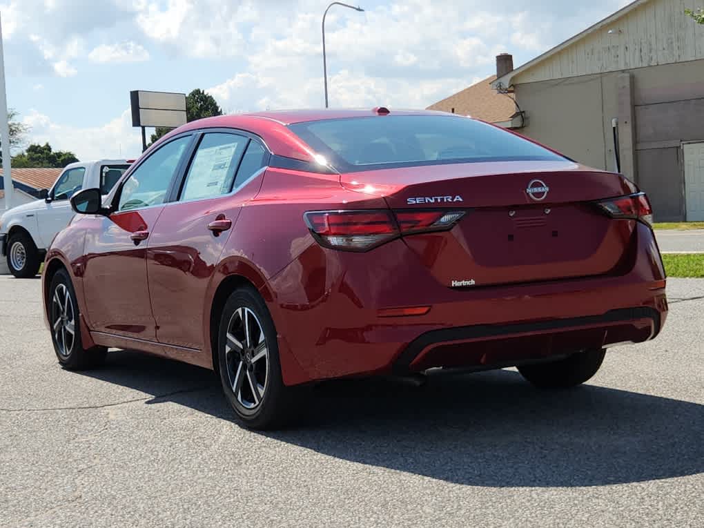 2025 Nissan Sentra SV photo 4