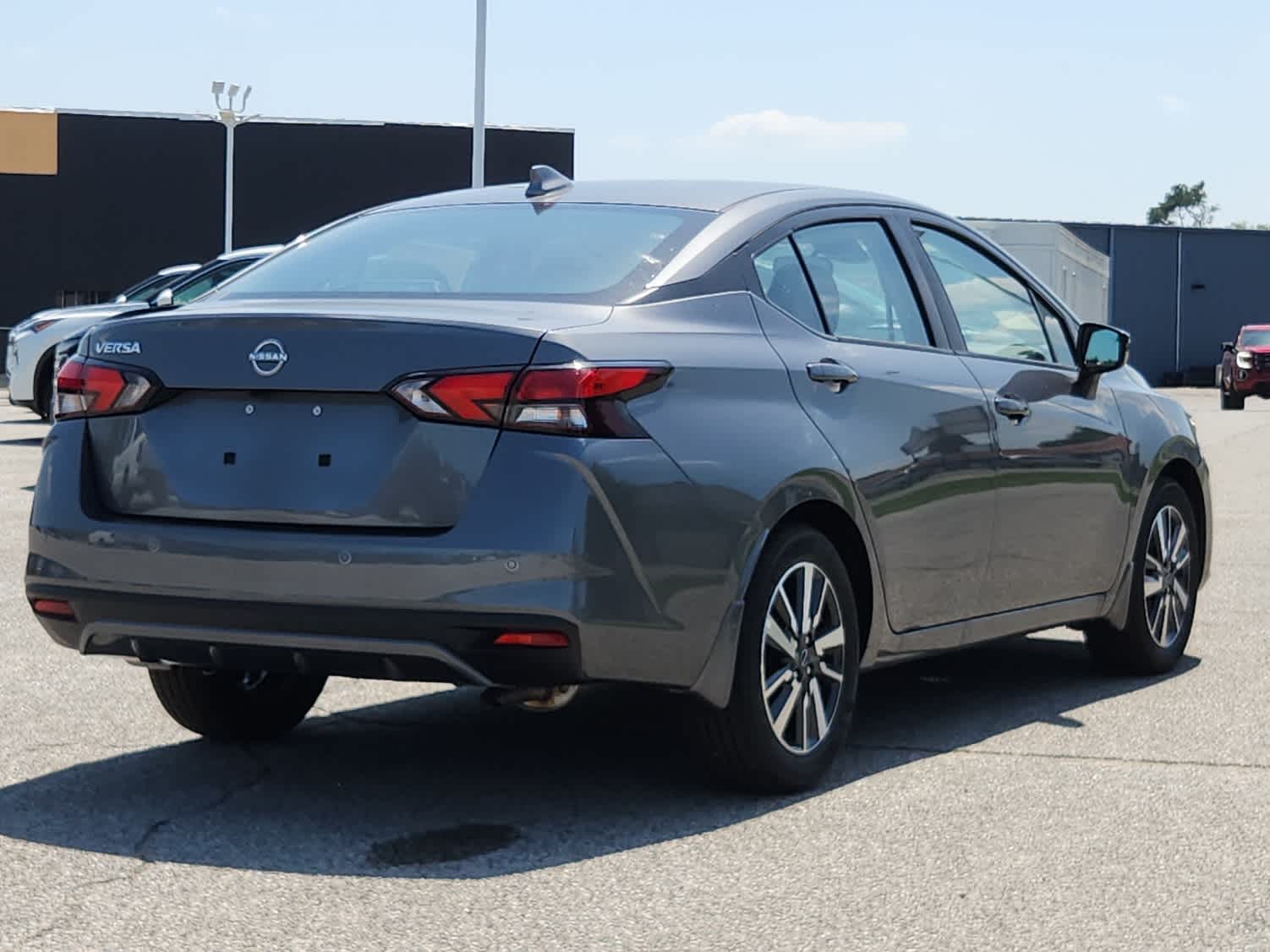 2025 Nissan Versa SV photo 3