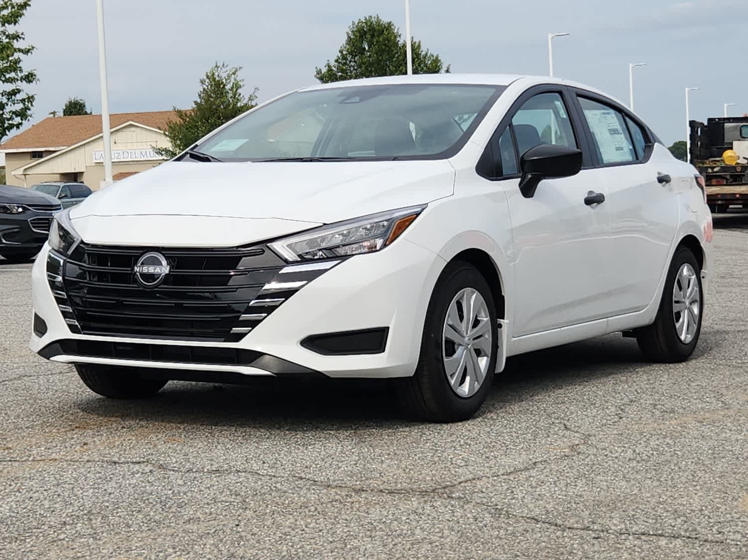 2025 Nissan Versa Sedan