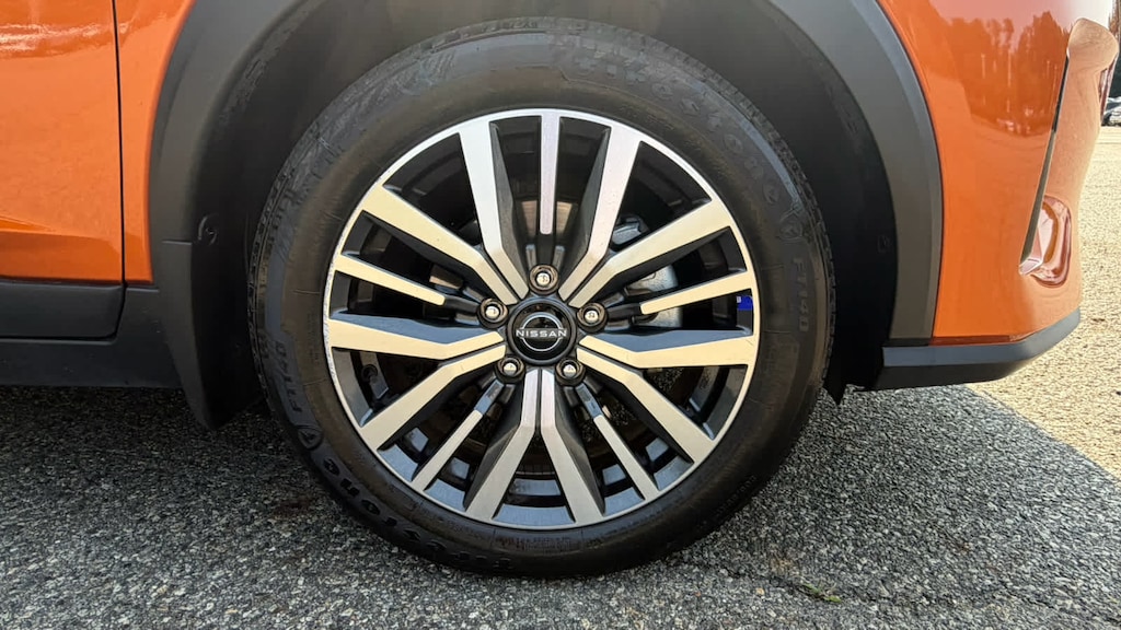 Used 2023 Nissan Kicks SV SUV