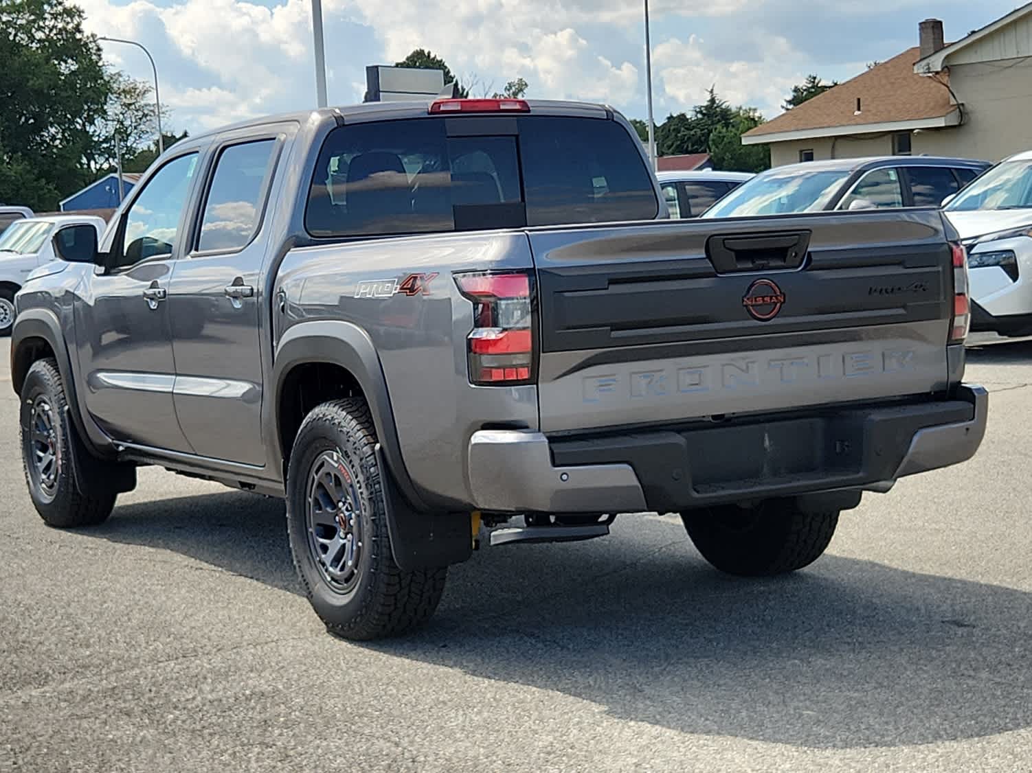 2025 Nissan Frontier Crew Cab PRO-4X photo 4