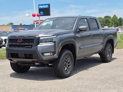 2026 Nissan Frontier PRO-4X w/R Package Crew Cab 4x4 Crew Cab 4x4