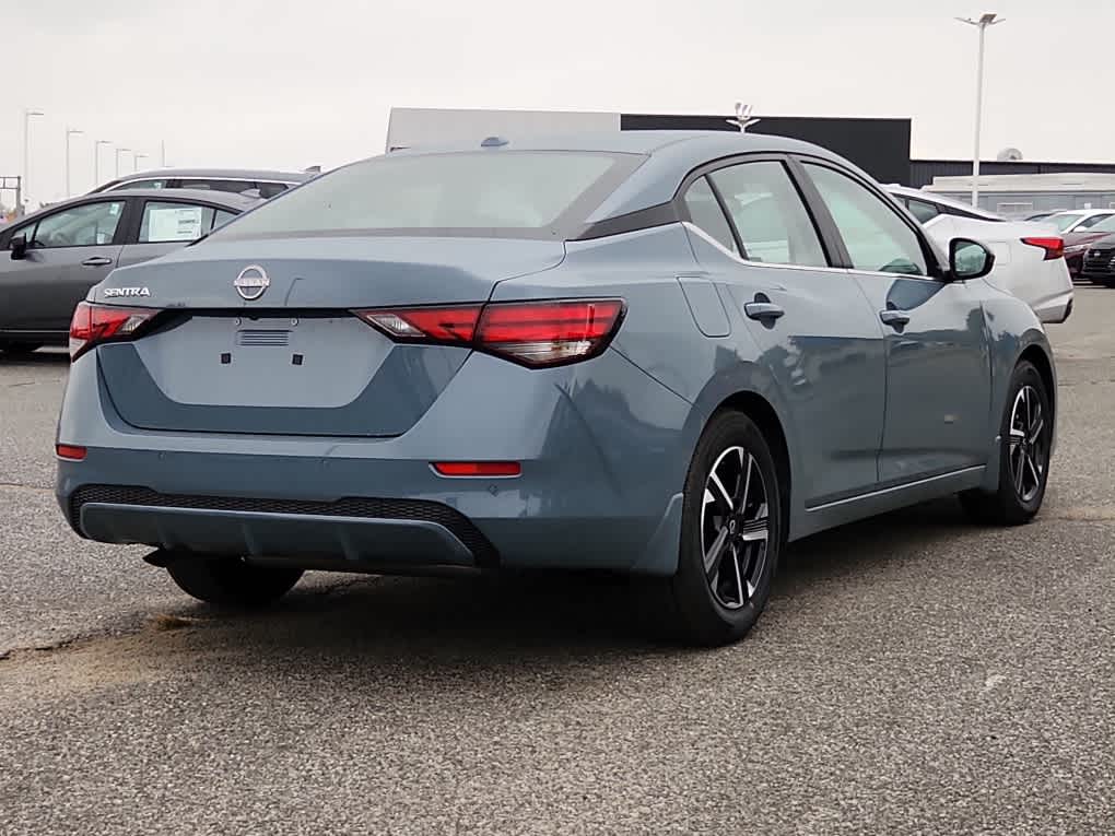 2025 Nissan Sentra SV photo 3