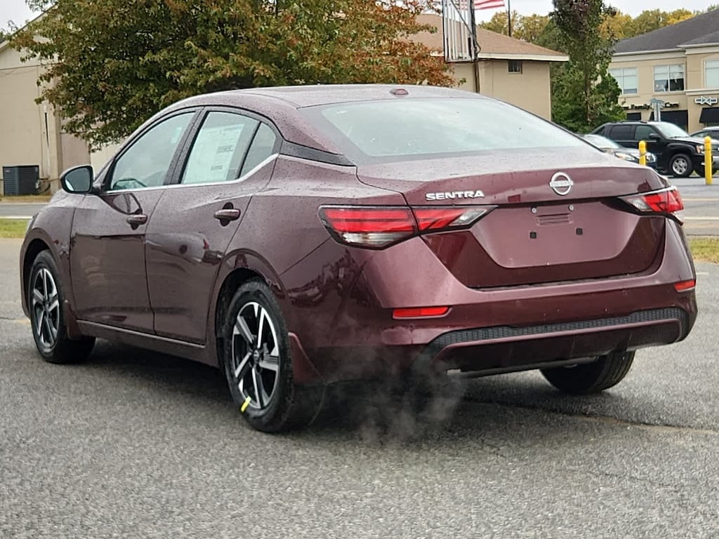 New 2025 Nissan Sentra SV CVT