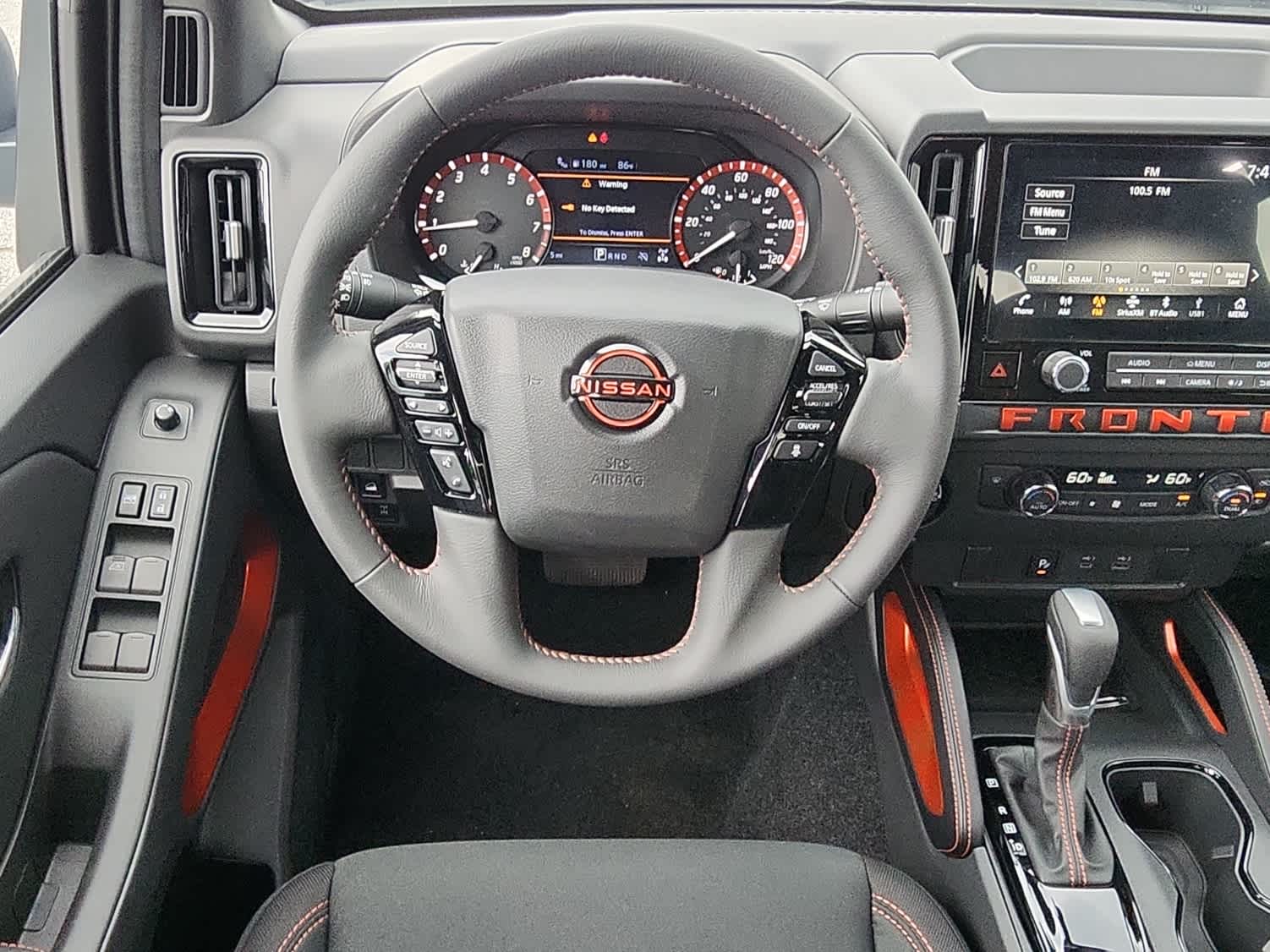 2025 Nissan Frontier PRO-4X - Photo 8