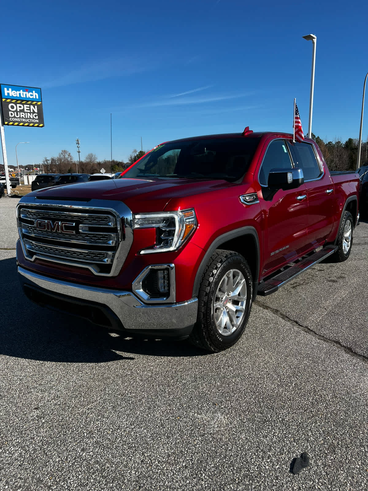 2021 GMC Sierra 1500 SLT's photo