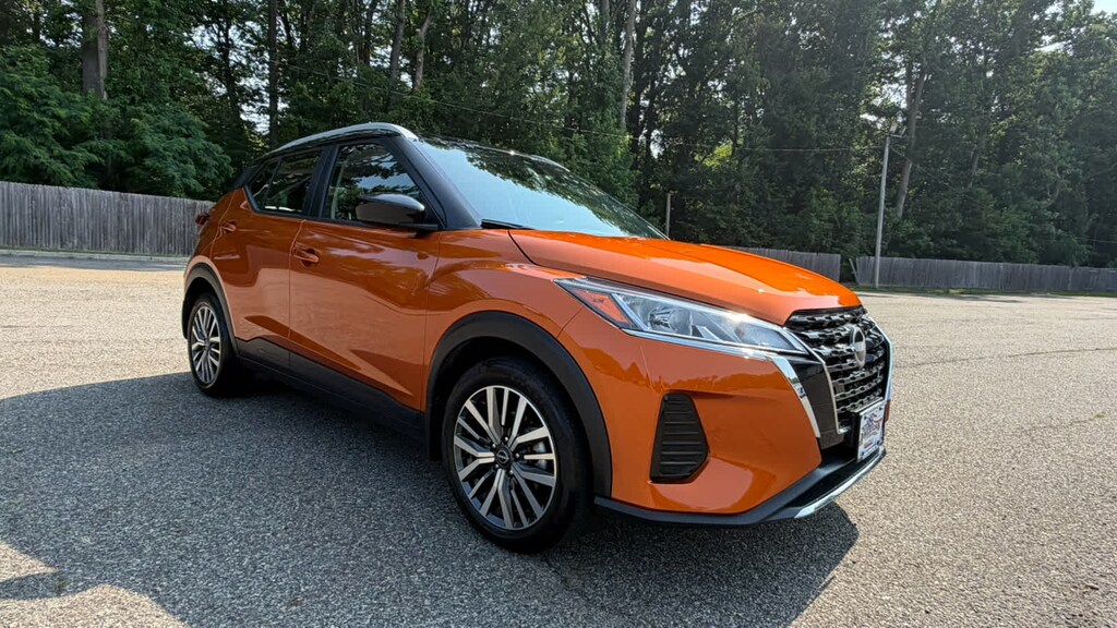Used 2023 Nissan Kicks SV SUV