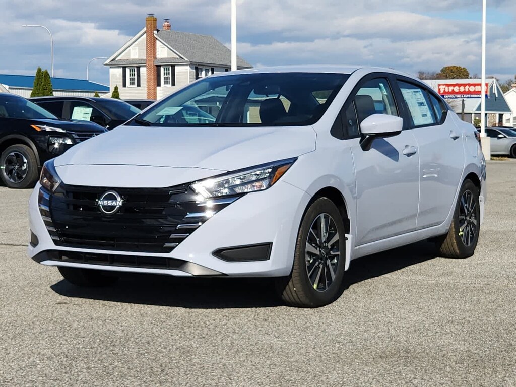 New 2025 Nissan Versa SV CVT