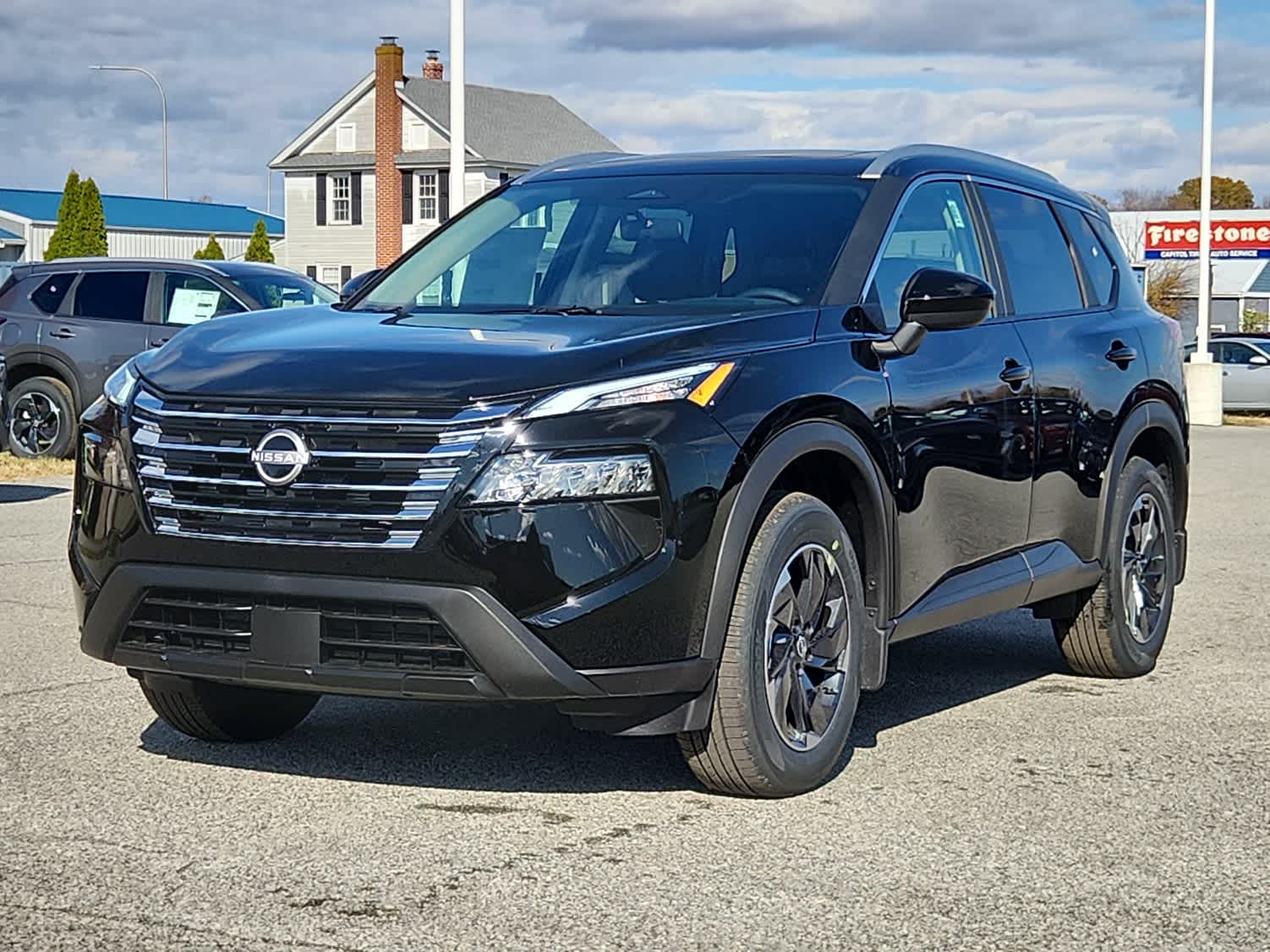 2026 Nissan Rogue SV's photo