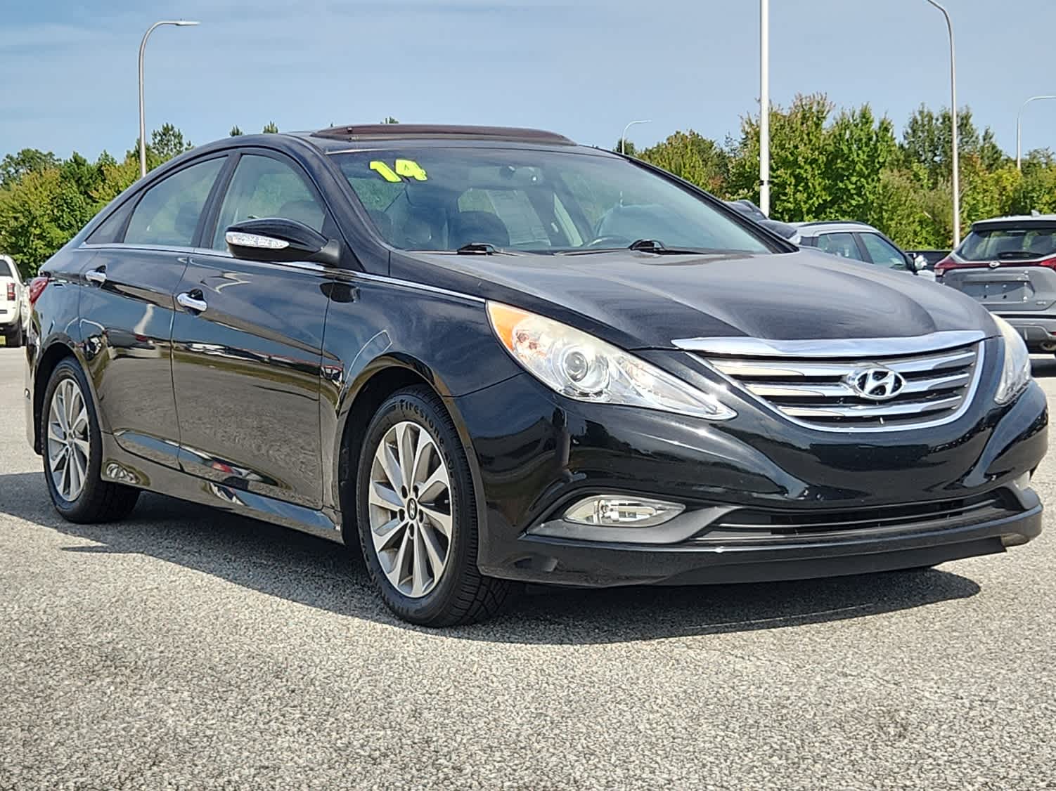 Used 2014 Hyundai Sonata Limited with VIN 5NPEC4AC4EH912525 for sale in Dover, DE