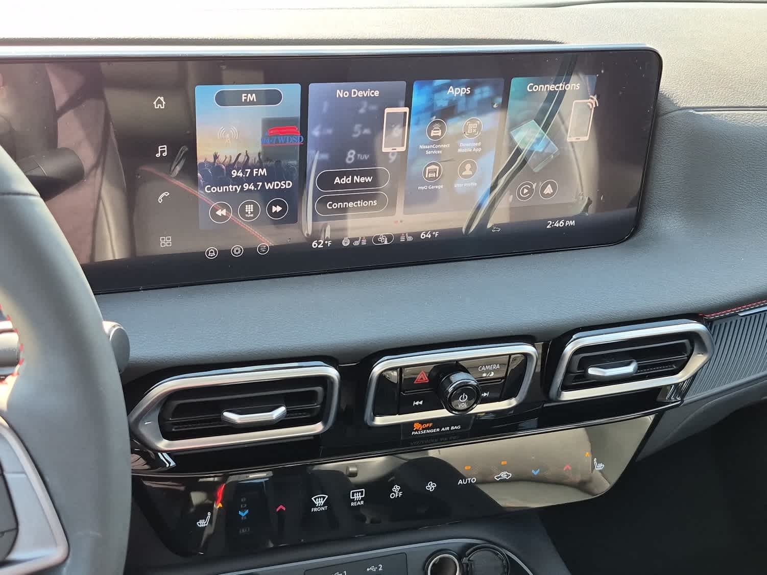 2026 Nissan Sentra SR - Photo 13