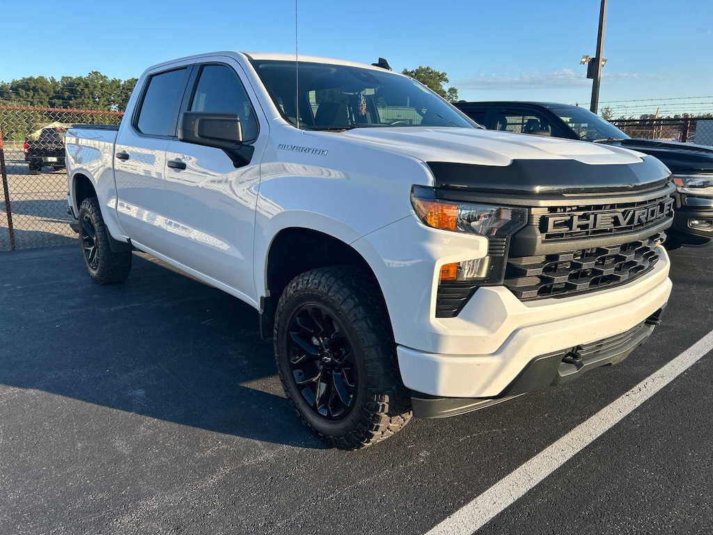 Used 2022 Chevrolet Silverado 1500 Custom 4WD Crew Cab 147 Truck Crew Cab