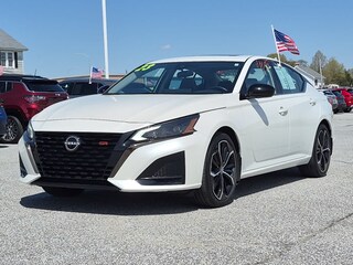 2023 Nissan Altima 2.5 SR Sedan