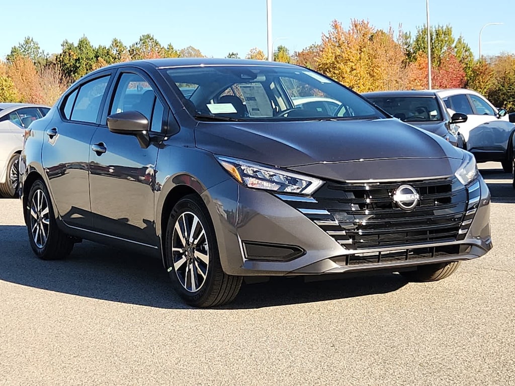 New 2025 Nissan Versa SV CVT