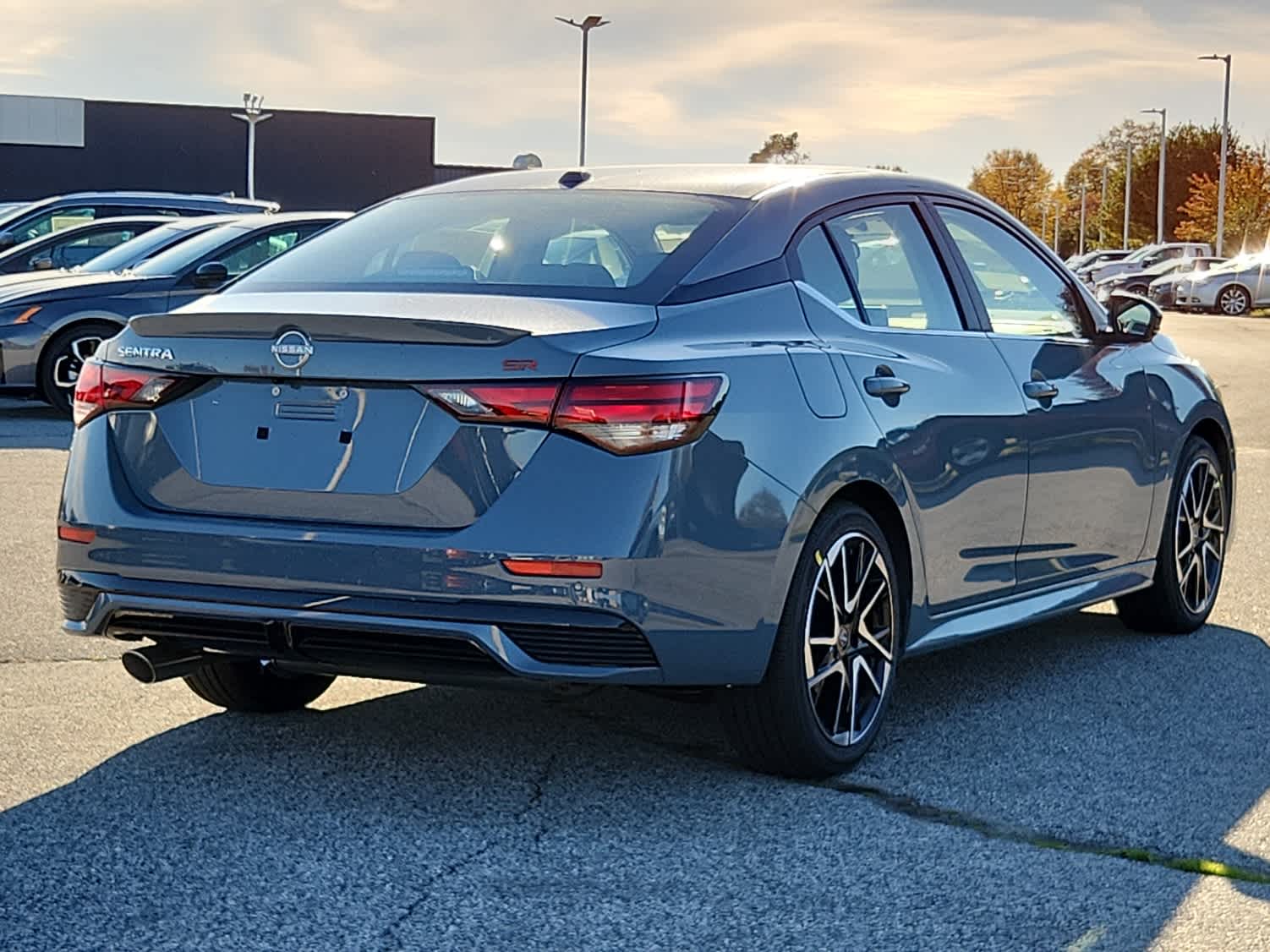 2025 Nissan Sentra SR photo 3