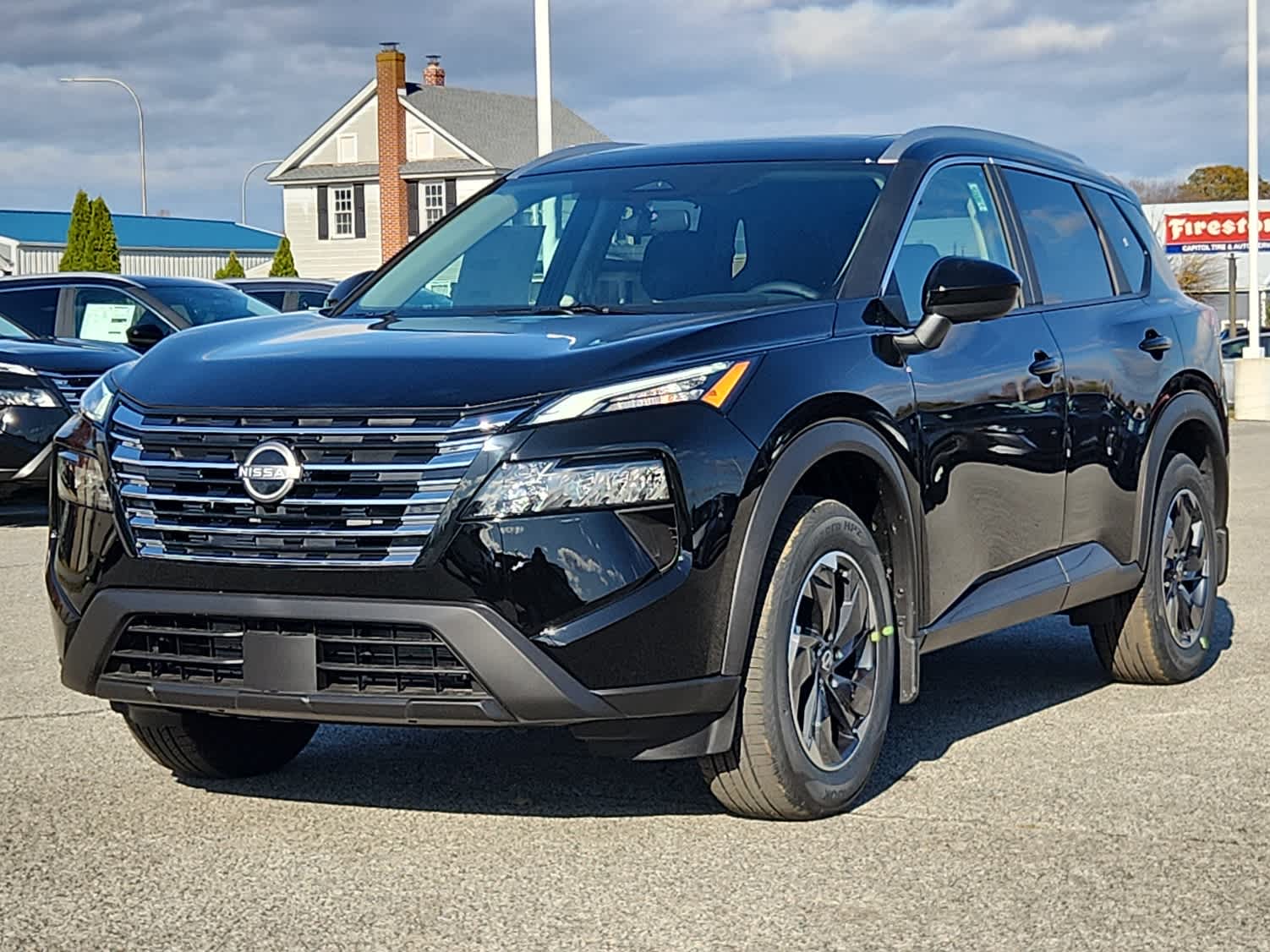 2026 Nissan Rogue SV's photo