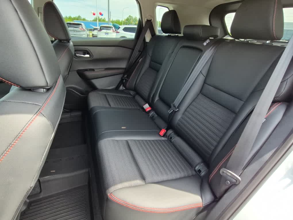 2026 Nissan Rogue Rock Creek - Photo 7