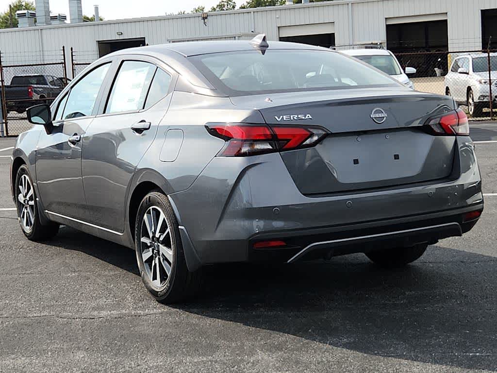 2025 Nissan Versa SV photo 3