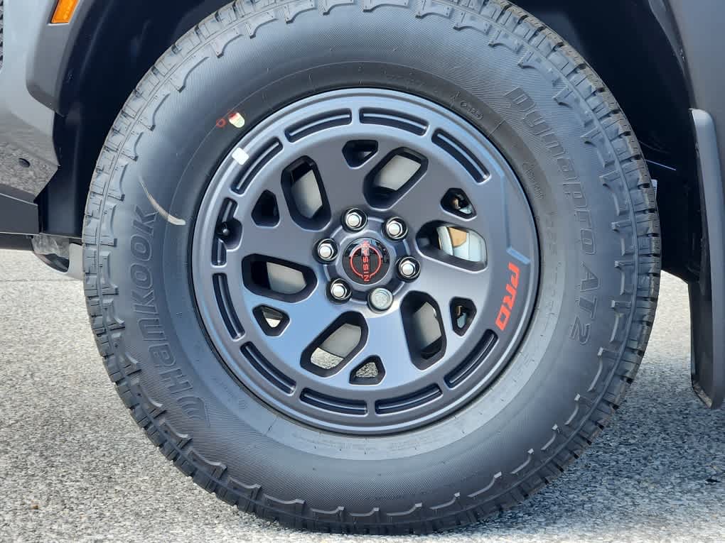 2025 Nissan Frontier PRO-4X - Photo 6