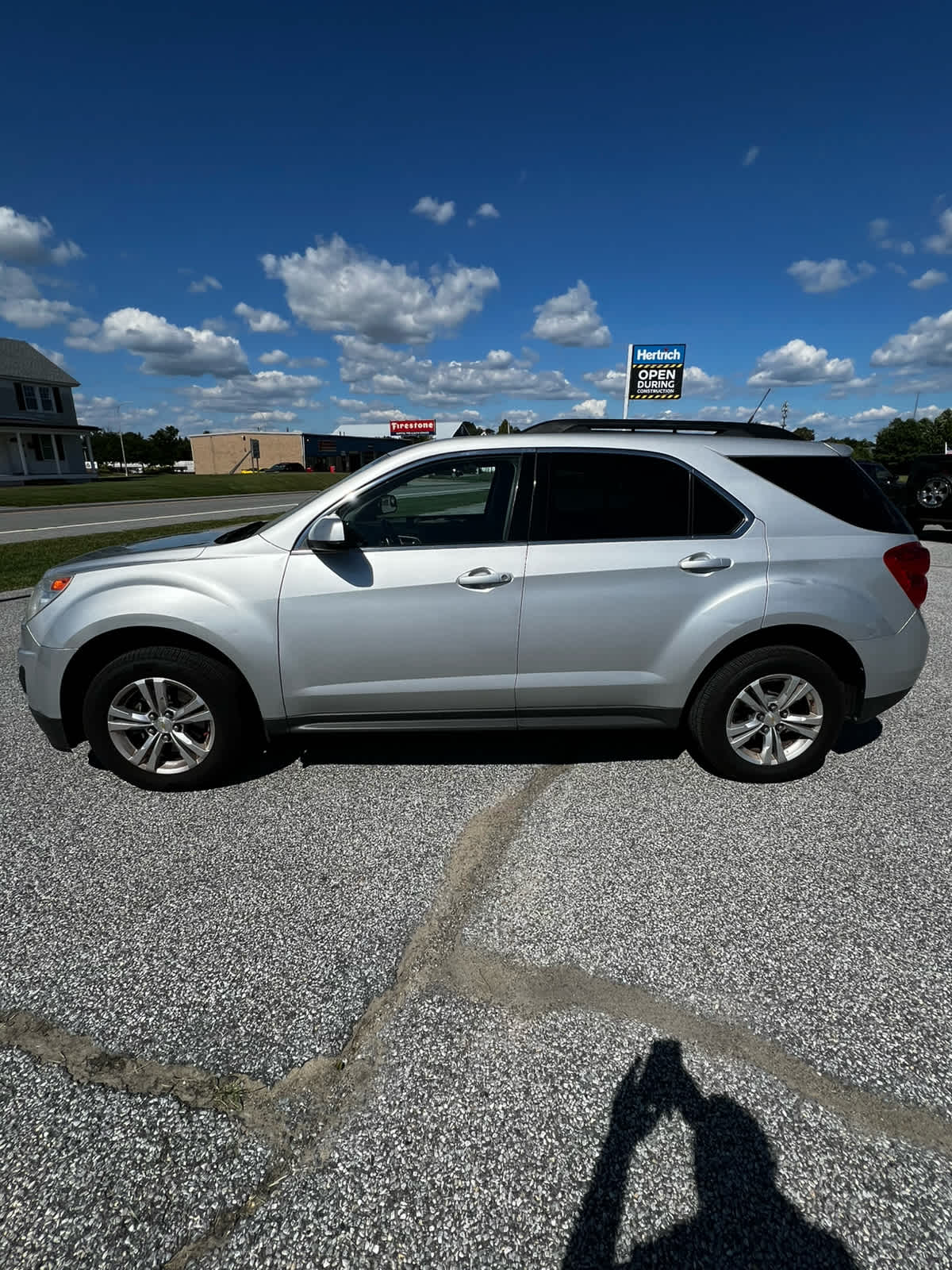 2012 Chevrolet Equinox photo 2