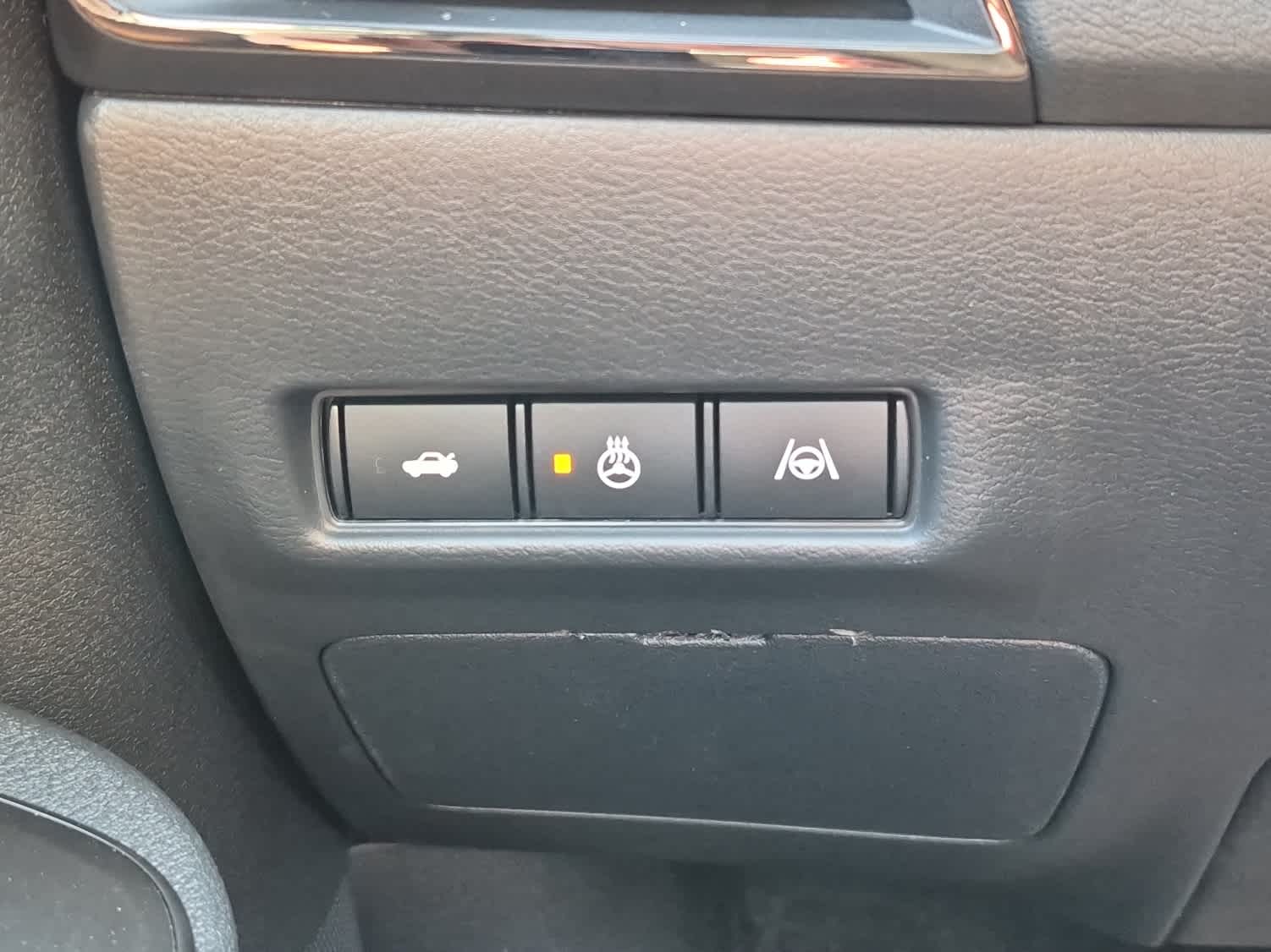 2026 Nissan Sentra SR - Photo 17