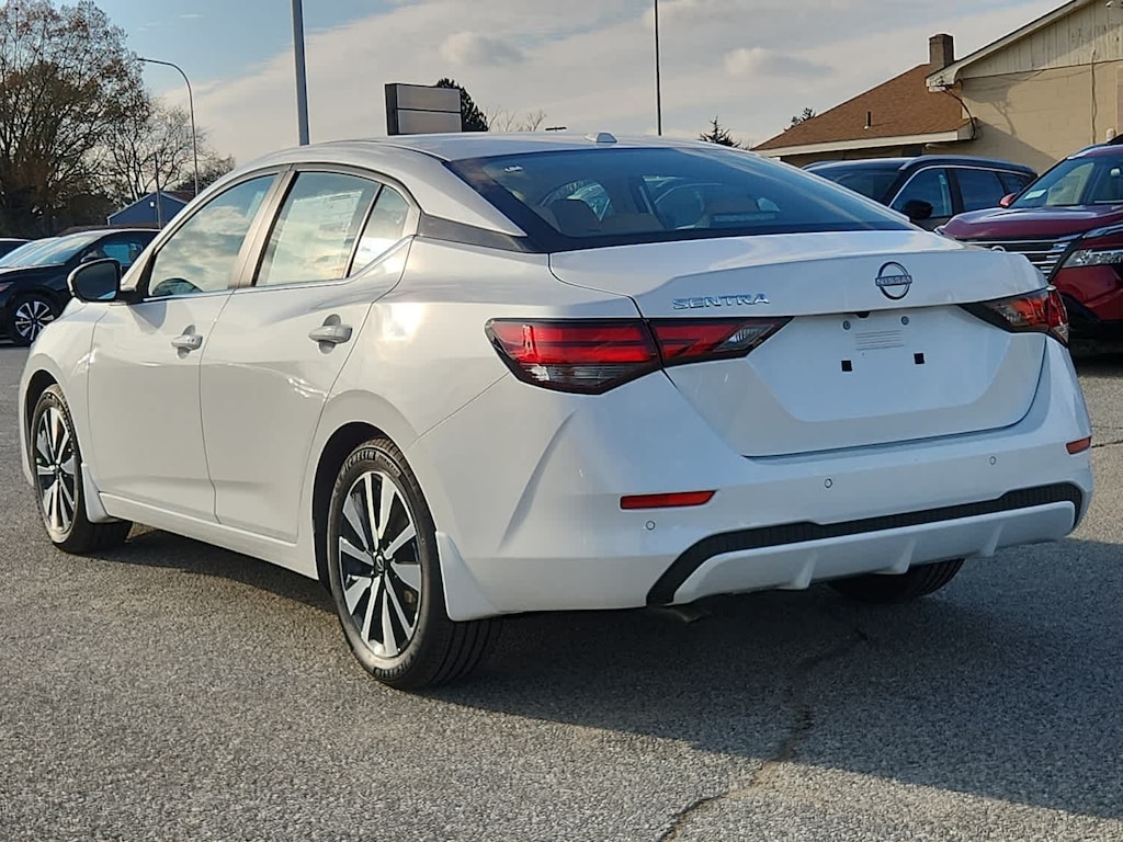 New 2025 Nissan Sentra SV CVT