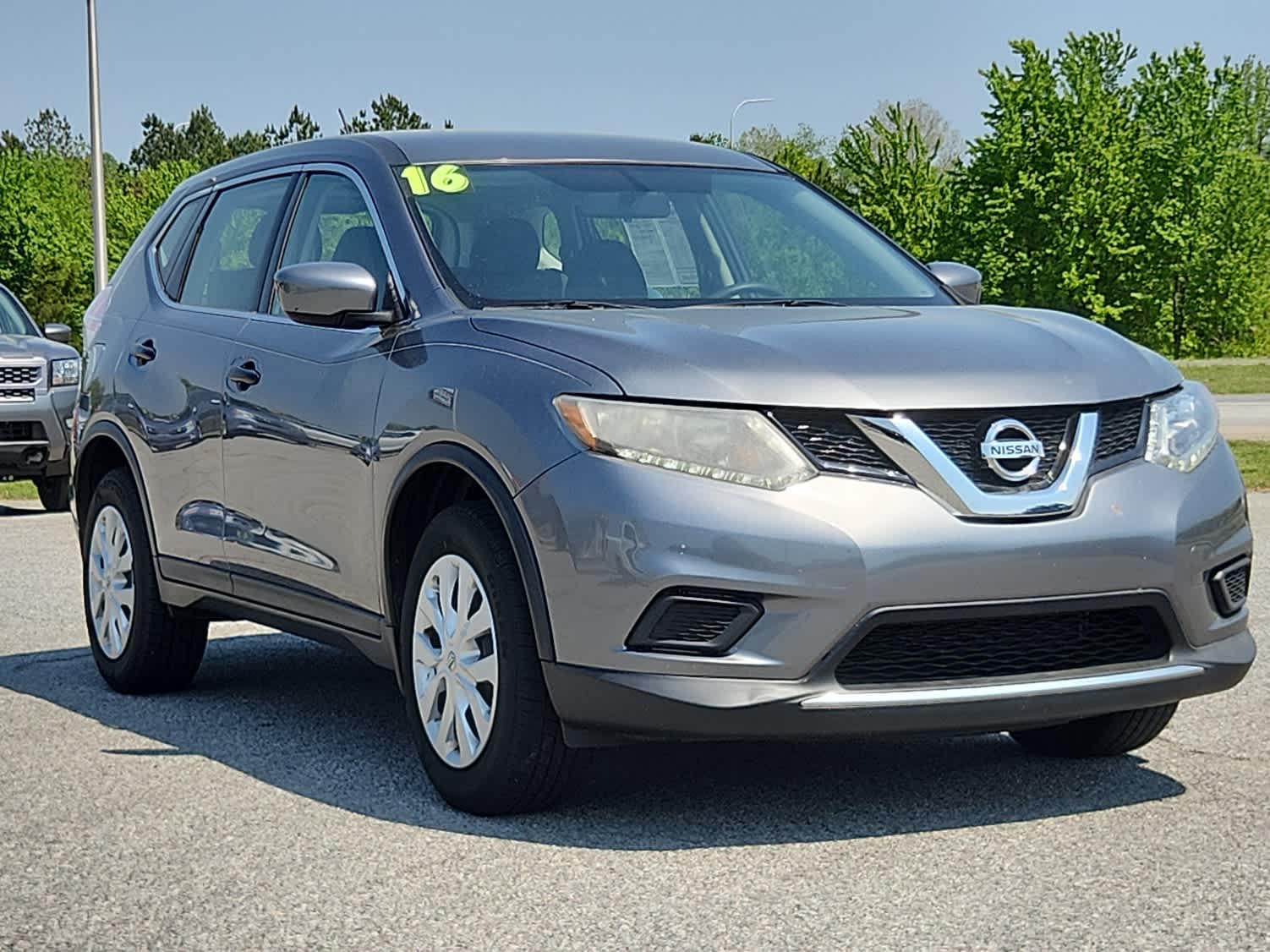 Used 2016 Nissan Rogue S with VIN KNMAT2MVXGP712935 for sale in Dover, DE