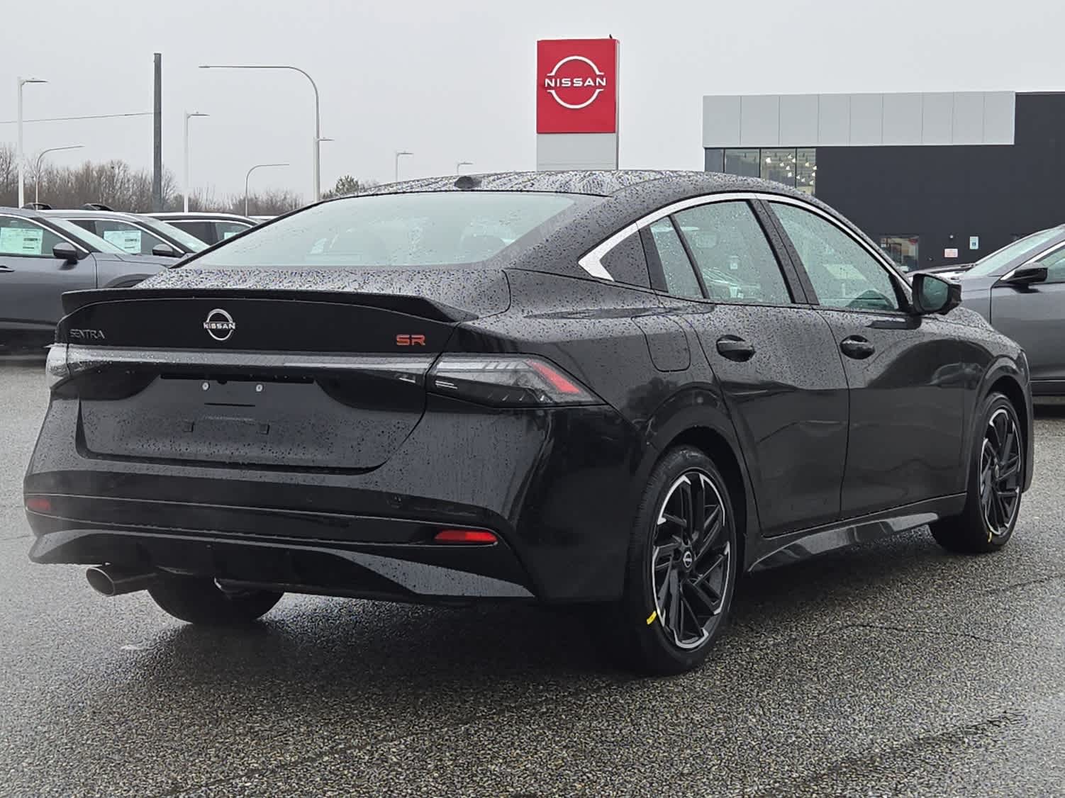 2026 Nissan Sentra SR - Photo 3