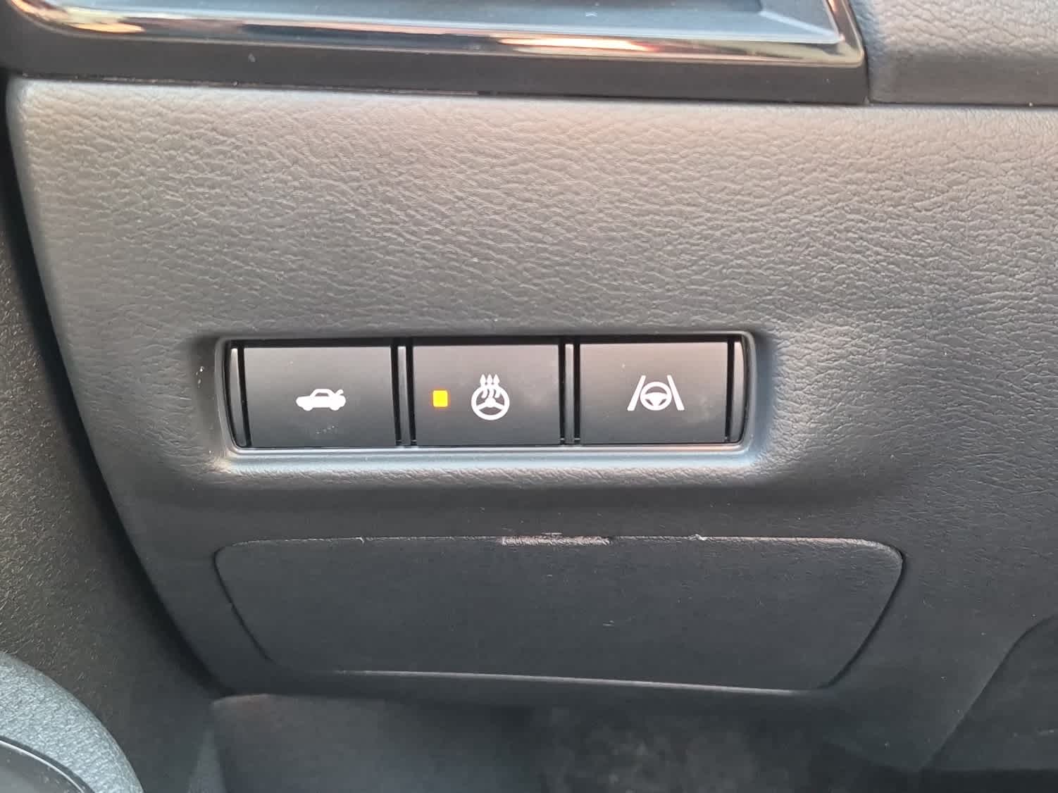 2026 Nissan Sentra SR - Photo 16