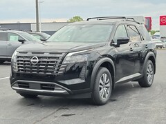 2026 Nissan Pathfinder SL 4WD