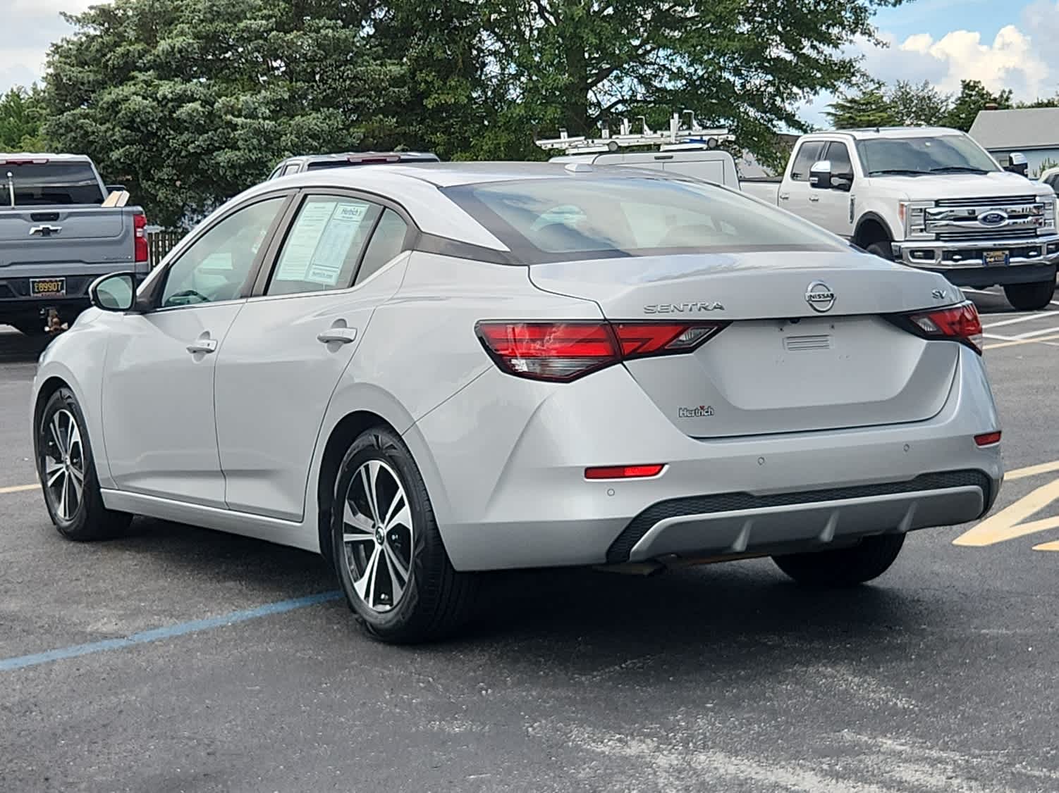 2020 Nissan Sentra SV photo 4