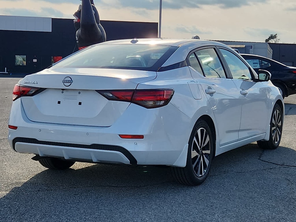 New 2025 Nissan Sentra SV CVT