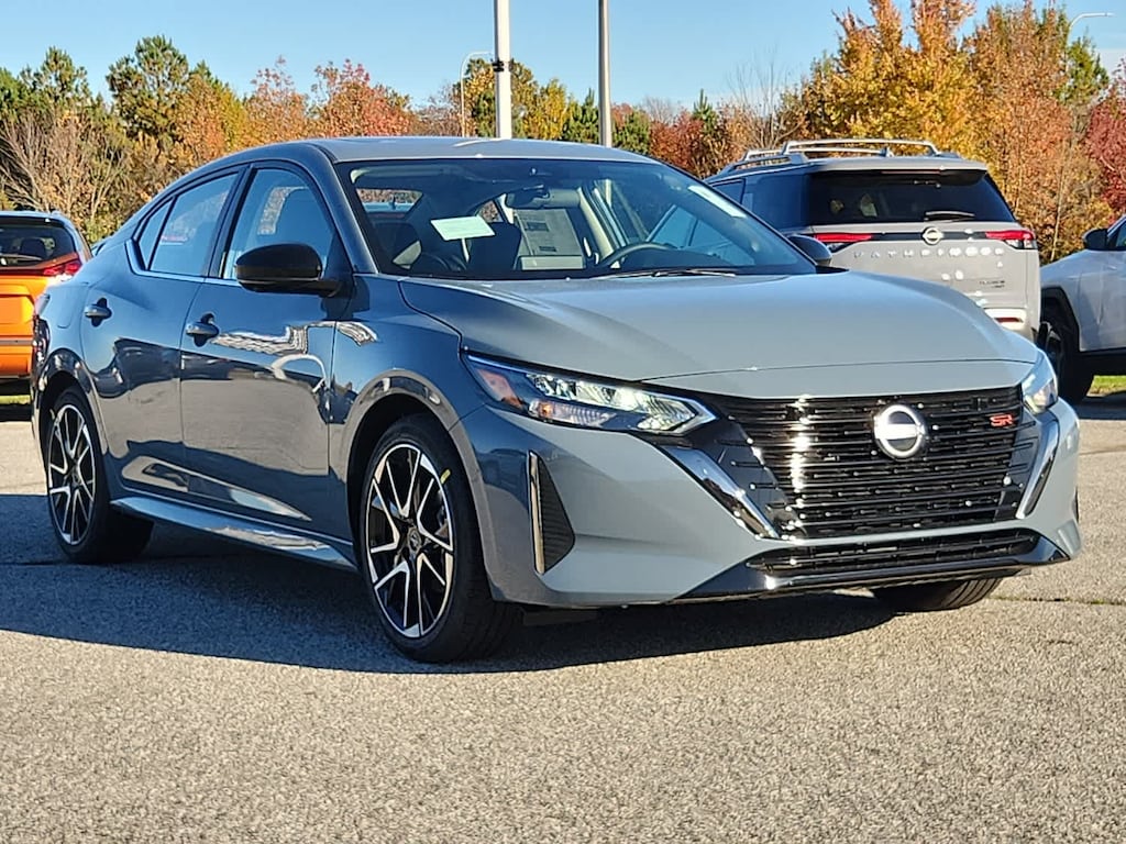 New 2025 Nissan Sentra SR CVT