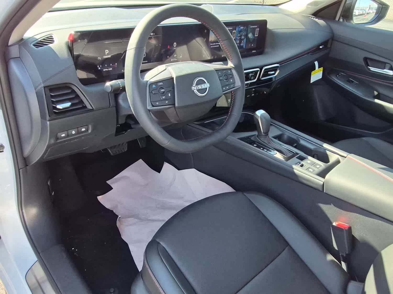 2026 Nissan Sentra SR - Photo 11