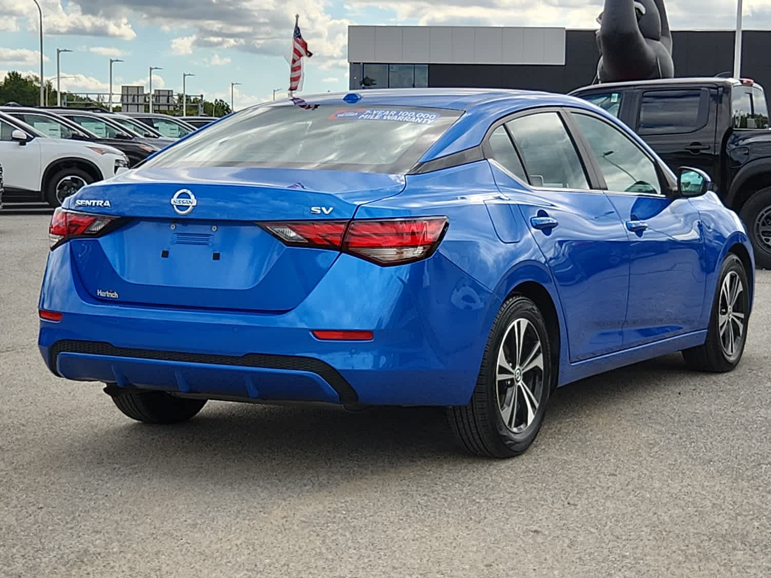 2023 Nissan Sentra SV photo 3