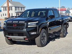 2026 Nissan Frontier PRO-4X Crew Cab 4x4 Crew Cab 4x4