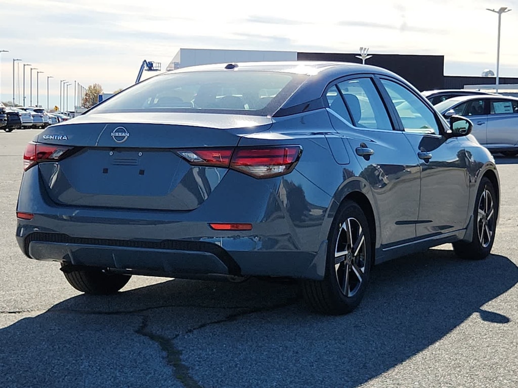 New 2025 Nissan Sentra SV CVT
