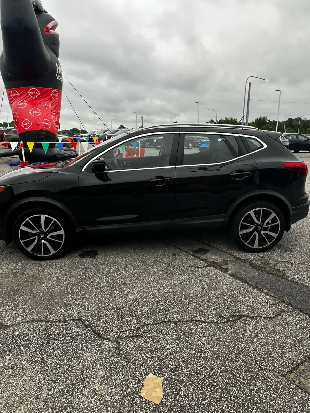 Used 2017 Nissan Rogue Sport SL with VIN JN1BJ1CR8HW137740 for sale in Dover, DE