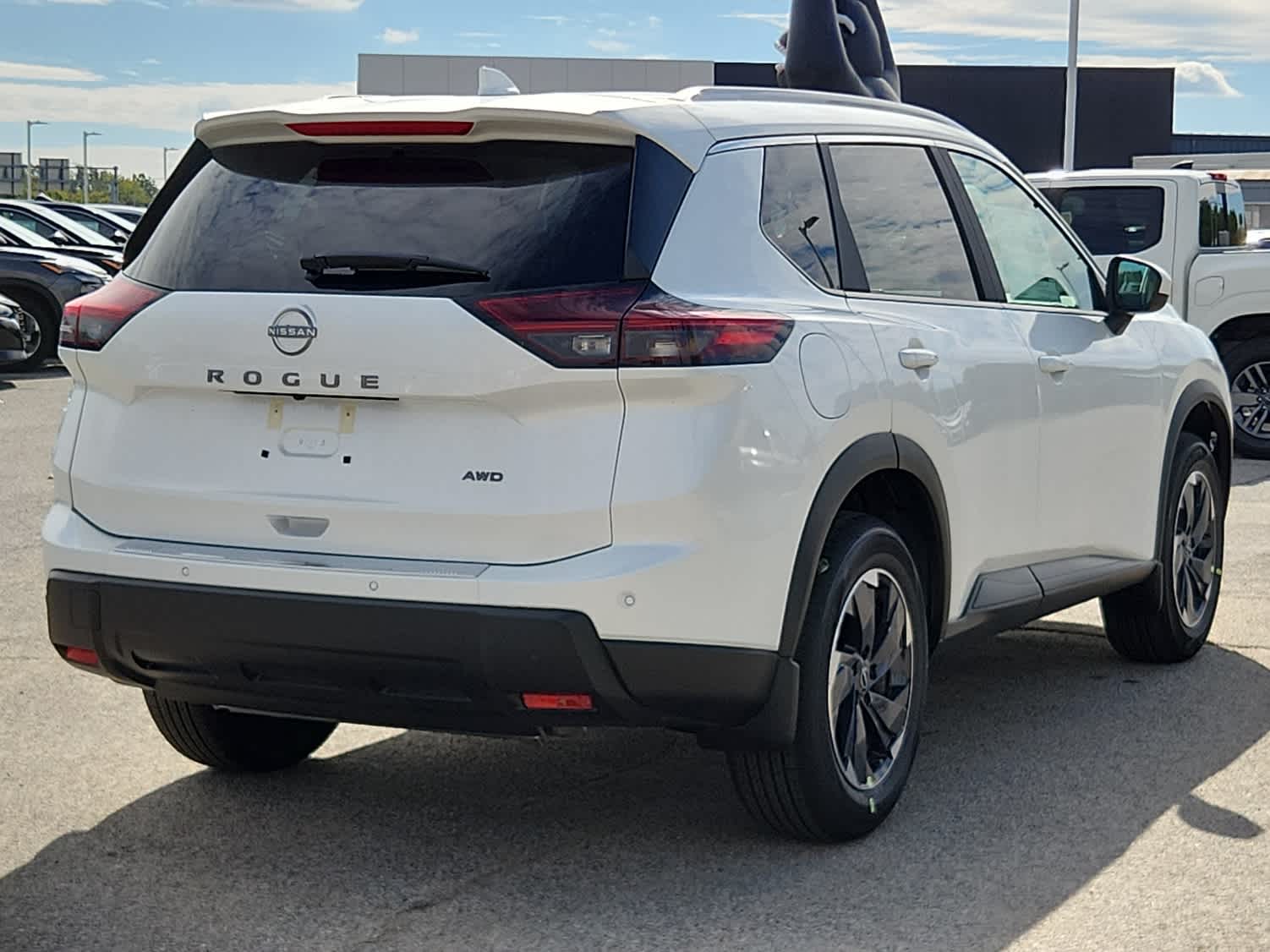 2026 Nissan Rogue SV photo 3