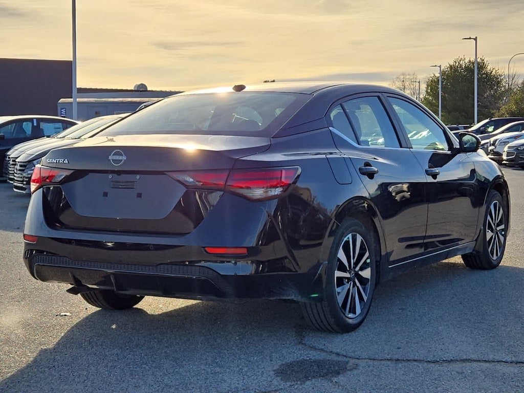 New 2025 Nissan Sentra SV CVT