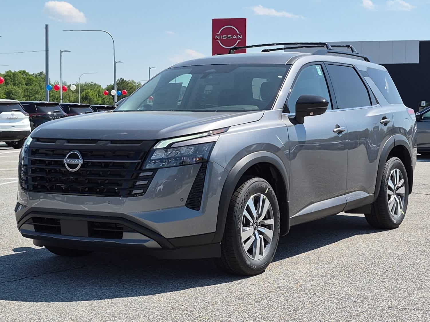 2026 Nissan Pathfinder SL 4WD's photo
