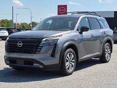 2026 Nissan Pathfinder SL 4WD